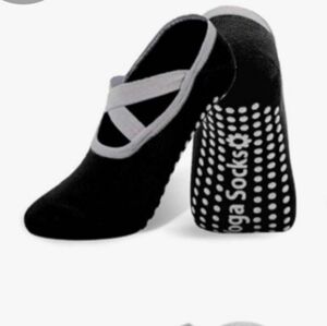 Women's Black and Gray Yoga Socks OS